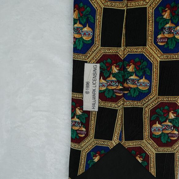 Vintage Hallmark Christmas Neck Tie Yule Tie Greetings 4"x58" Silk 1996 - Picture 7 of 9